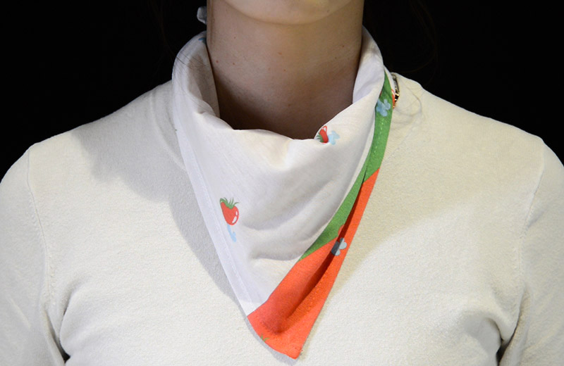 Stylen Sie Ihre personalisierte Bandana als Schal